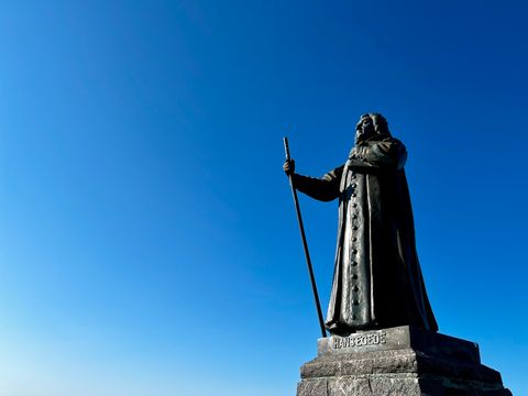 The statue of Hans Egede